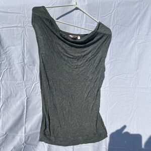 Grey tank top
